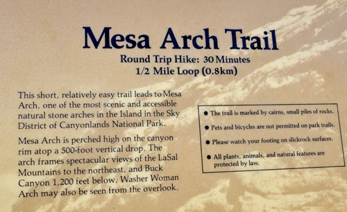 sign: Mesa Arch Trail